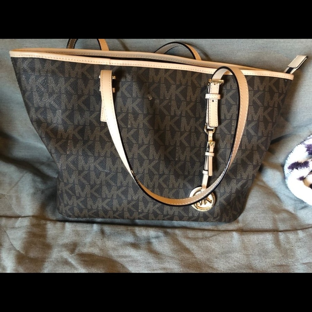 Michael Kors purse